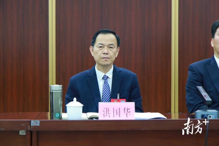 许鸿升,杨和斌个人简历图片